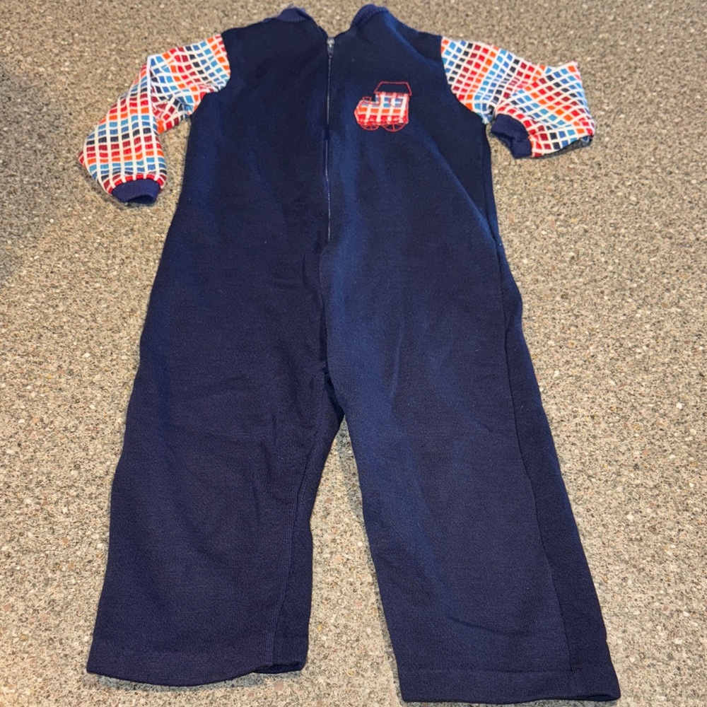 Vintage sts train suit sleep and play
